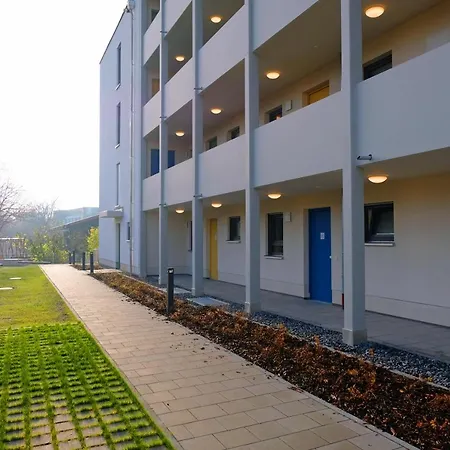 Design Nr 2 Mit Terrasse Und Parkplatz Apartment *