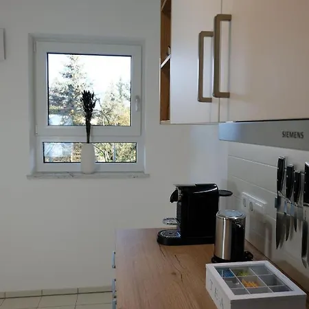 Design Nr 2 Mit Terrasse Und Parkplatz * Straubing